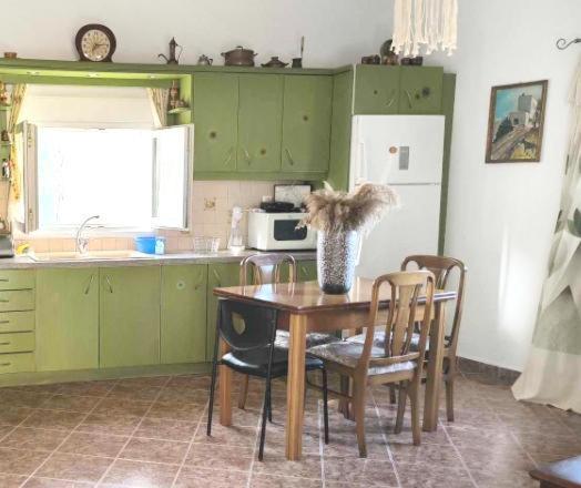 Elena'S Farm House Near Airport And Artemida Beach מראה חיצוני תמונה