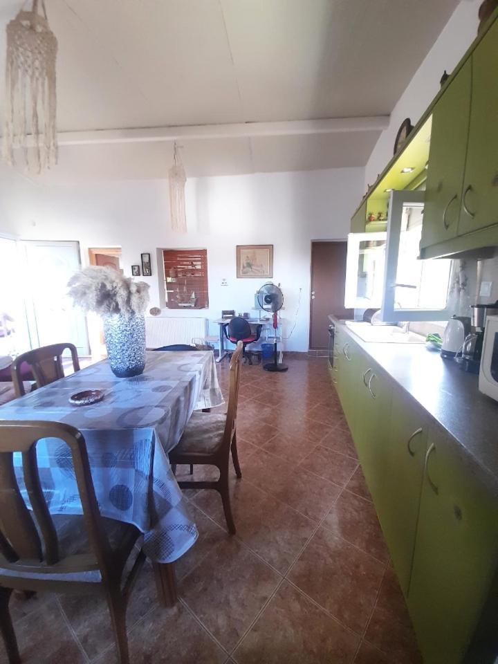 Elena'S Farm House Near Airport And Artemida Beach מראה חיצוני תמונה